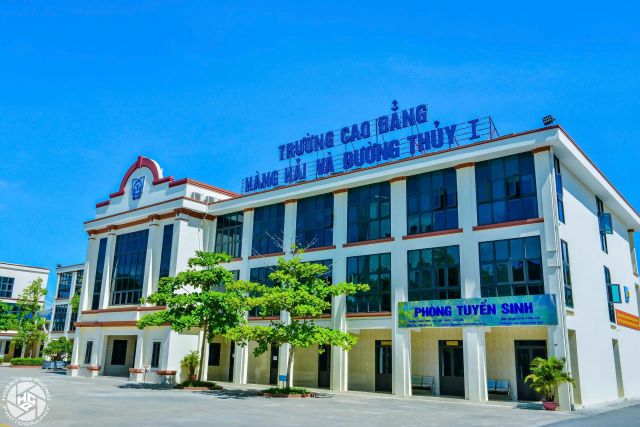 Chào mừng sinh viên mới